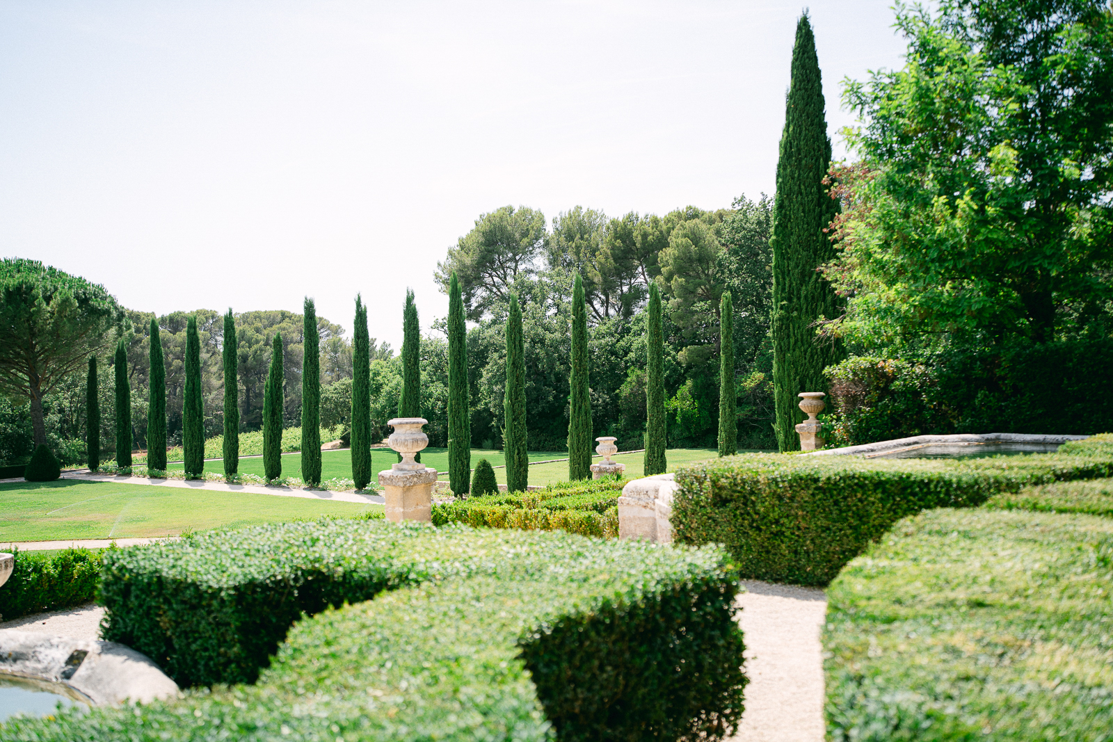 Jardins paysagers du Château de la Gaude en Provence