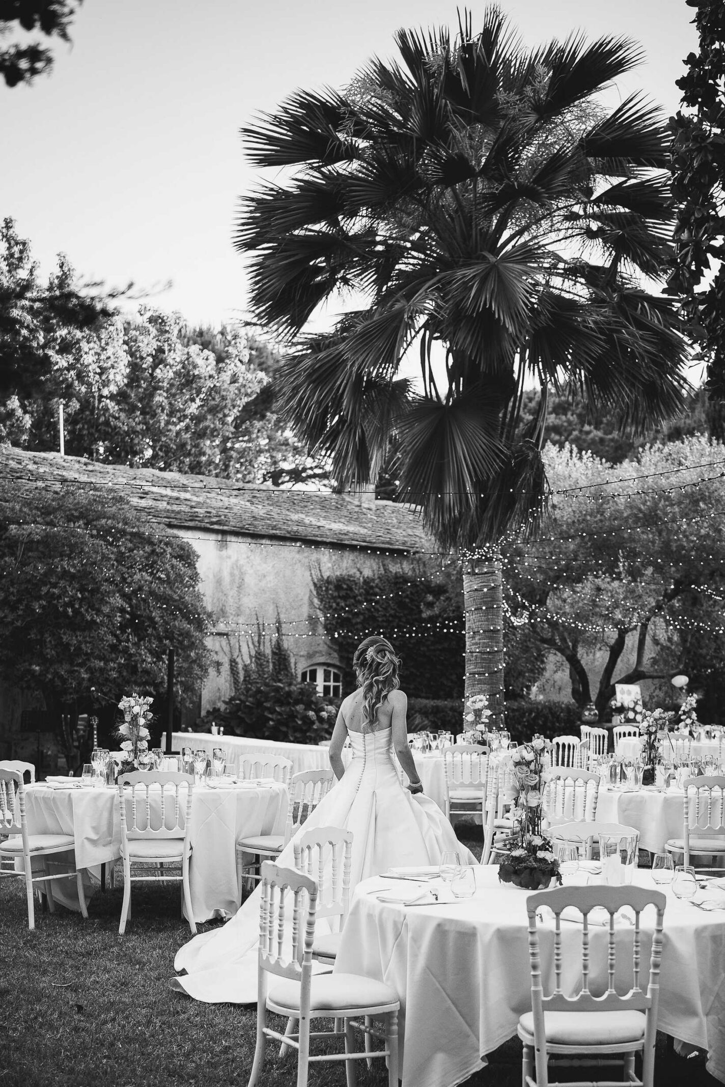 Réception de mariage en extérieur au Domaine de Vignale en Corse